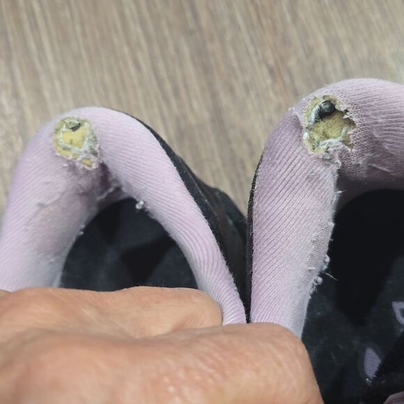 Brooks Adrenaline GTS 22 Athletic Running Shoes Sneakers 8.5 - Picture 7 of 9